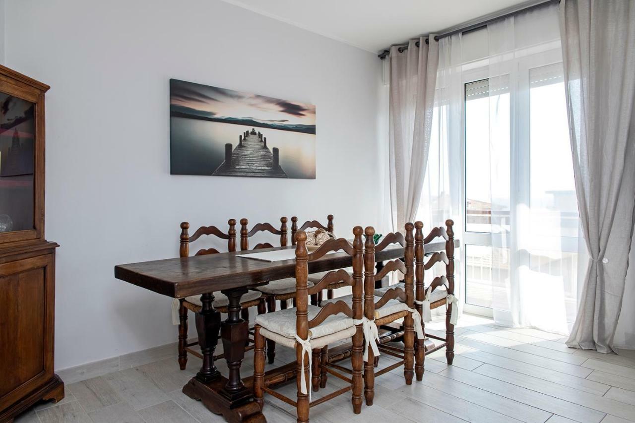 Appartamento Alex Vista Mare Lido di Camaiore Esterno foto